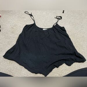 H&M | Medium Black Flowy Tank Top